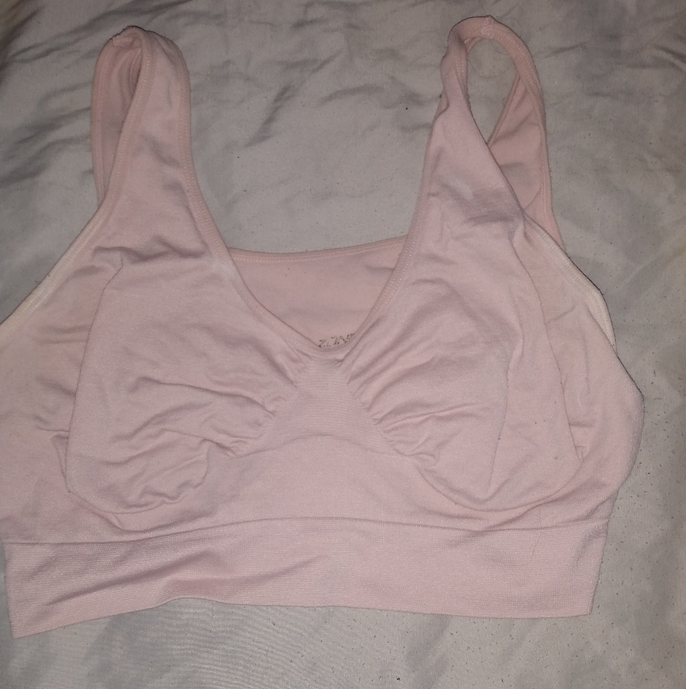 light pink sports bra